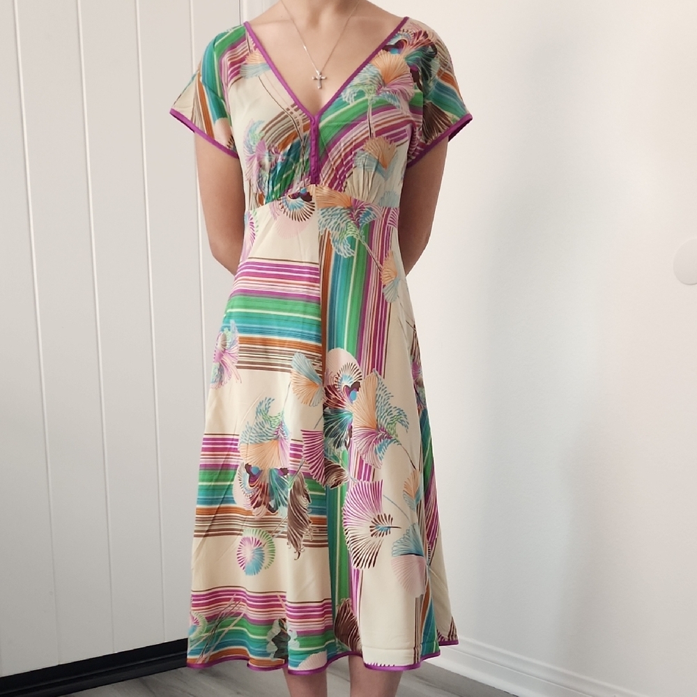 Trina Turk Silk Cream Multi-Color Printed Midi Dress Size Small